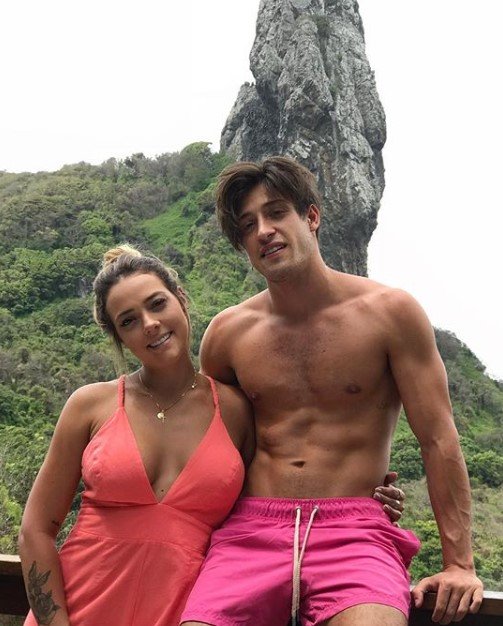 Carol Dantas e Vinicius Martinez