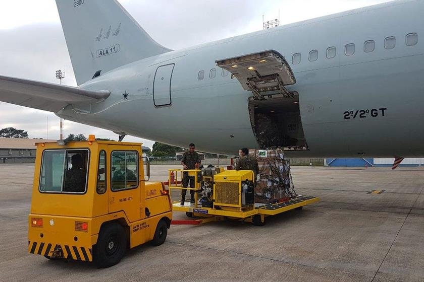 avião ajuda humanitária Venezuela