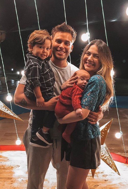 Sarah Poncio, Jonathan Couto e os bebês