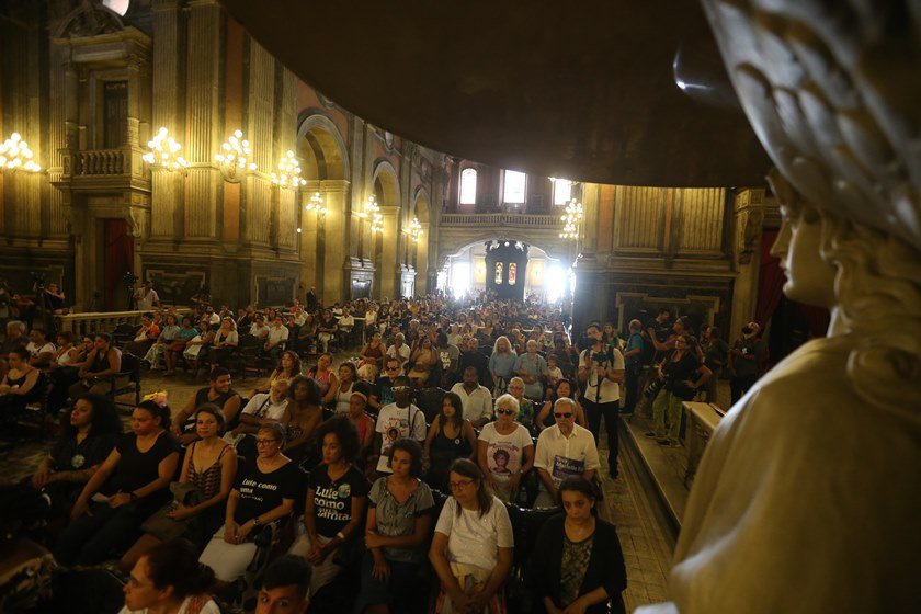 Um ano após crime, Rio é tomado por homenagens à Marielle e Anderson