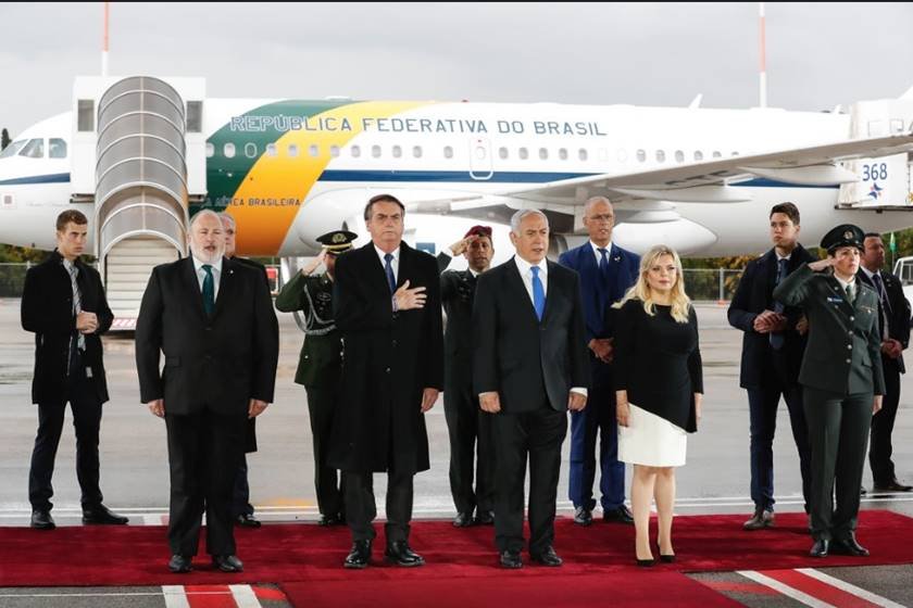 bolsonaro 1 RED