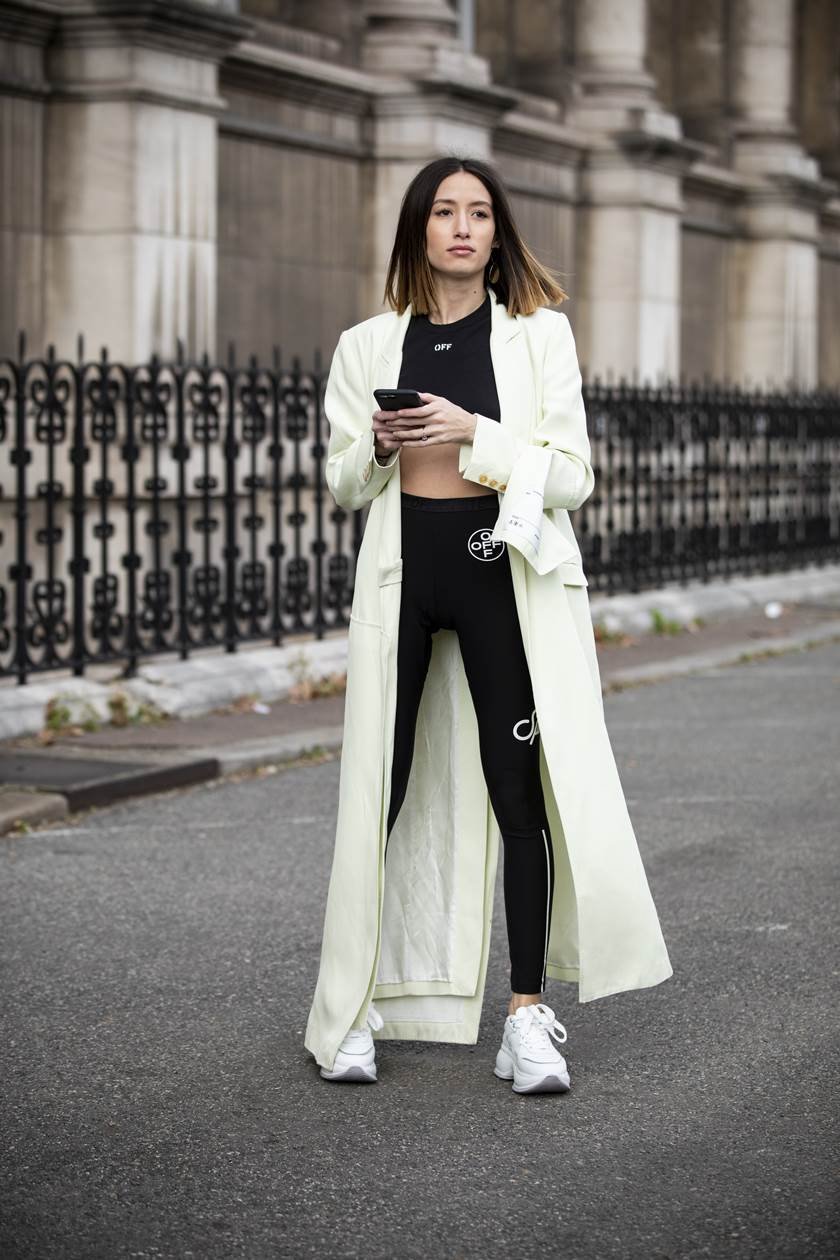 Street Style - Paris Fashion Week Womenswear Fall/Winter 2019/2020 : Day Four
