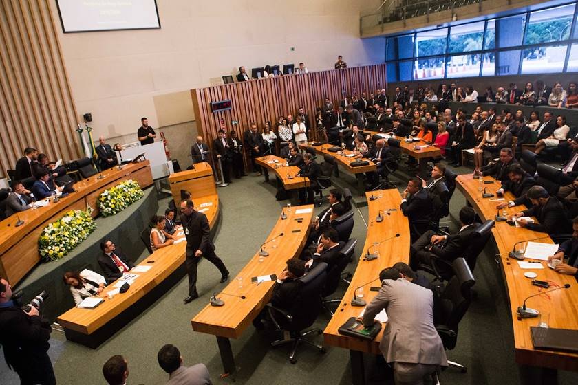 Brasília (DF), 01/01/2019  – Evento: Eleição de mesa diretora na CLDF –  Câmara Legislativa do Distrito Federal (CLDF)  Foto: JP Rodrigues/Metrópoles