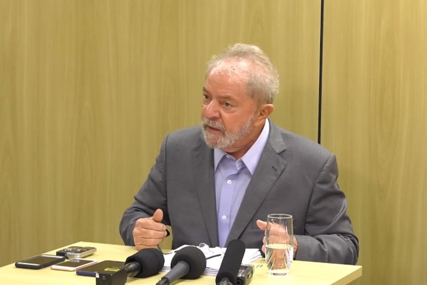 Lula dá 1ª entrevista da prisão