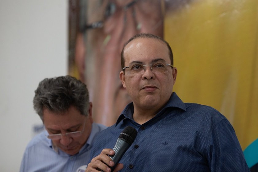 Ibanes Rocha com moradores e lideranças em Taguatinga. Brasília(DF), 18/08/2018