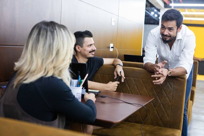 Brasília (DF),10/04/2019 - Evento: Coworking Cowmeia - Local Coworking Cowmeia (Rua Pitangueiras lote 5 edifício Easy loja 12, Mezanino Asa Sul, Águas Claras Foto: JP Rodrigues/ Metrópoles