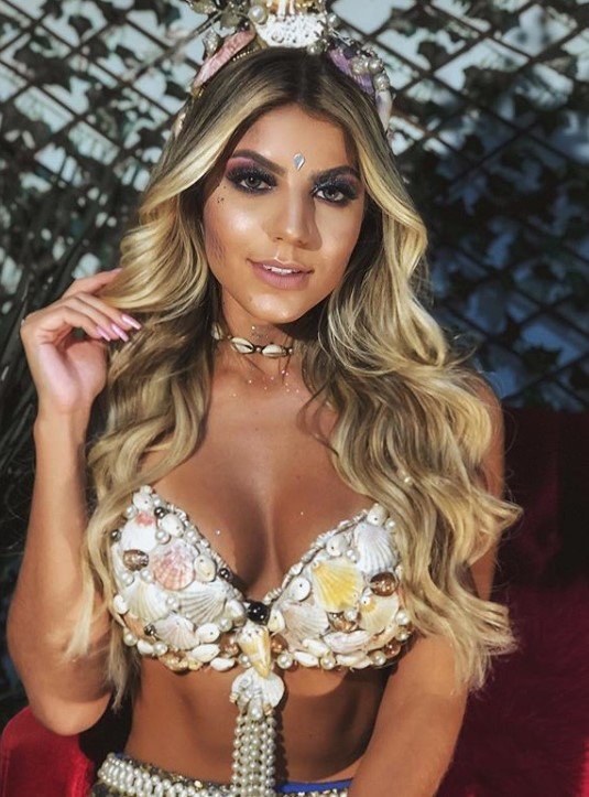 Hariany Almeida Sensualiza De Lingerie Em Seu Instagram