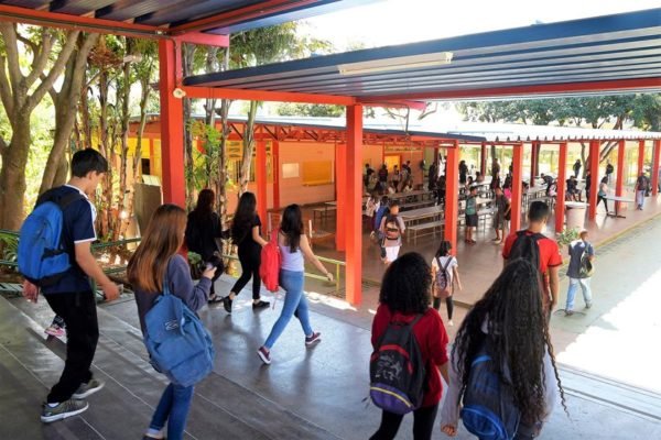 escola no Paranoá