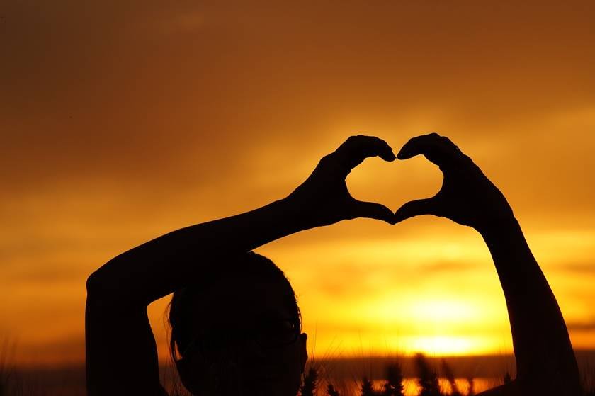 love-826934_1280