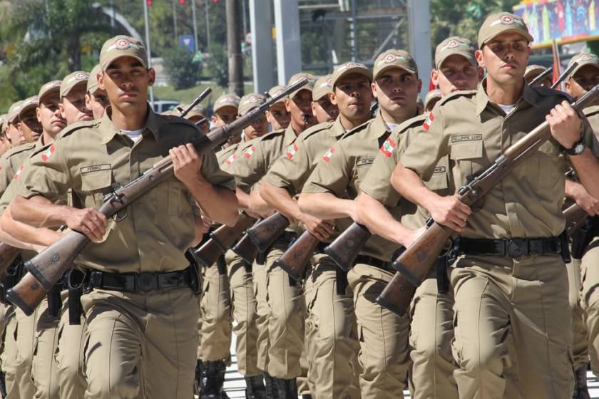PMSC define banca. Concurso terá 1 mil vagas para soldado | Metrópoles