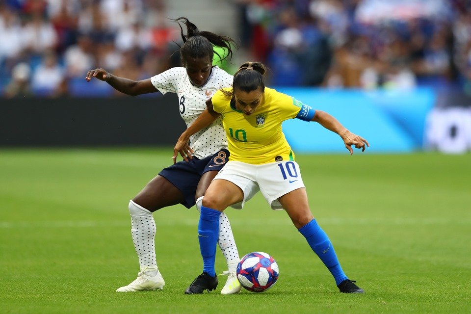 Mundial Feminino: França faz 2 x 1 e elimina o Brasil na