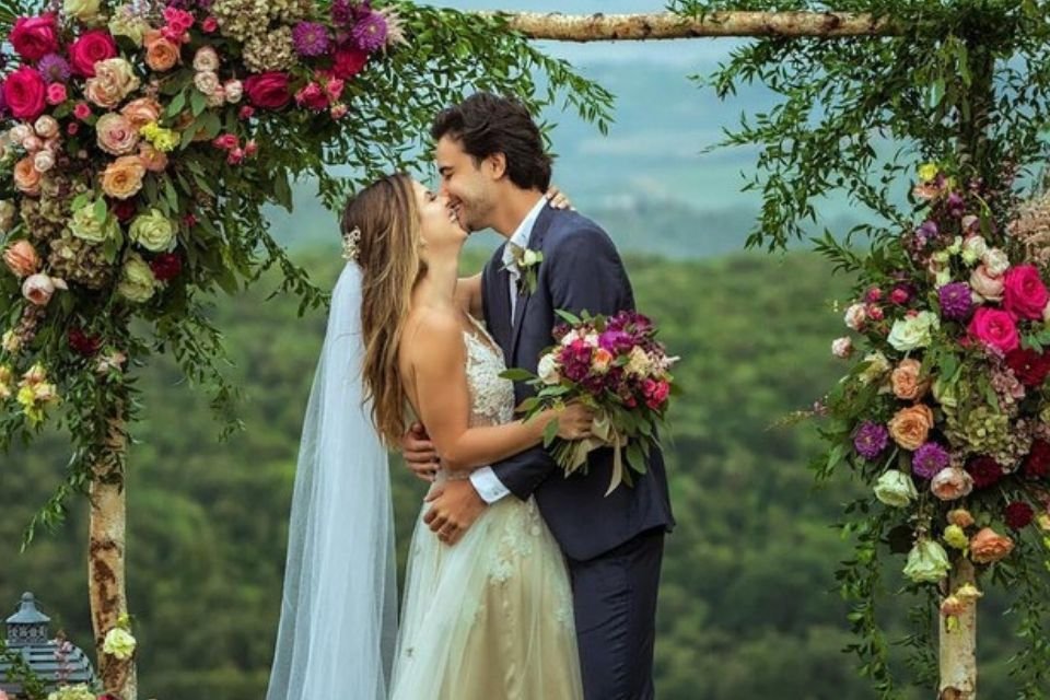 Sthefany Brito e Igor Raschkovscky