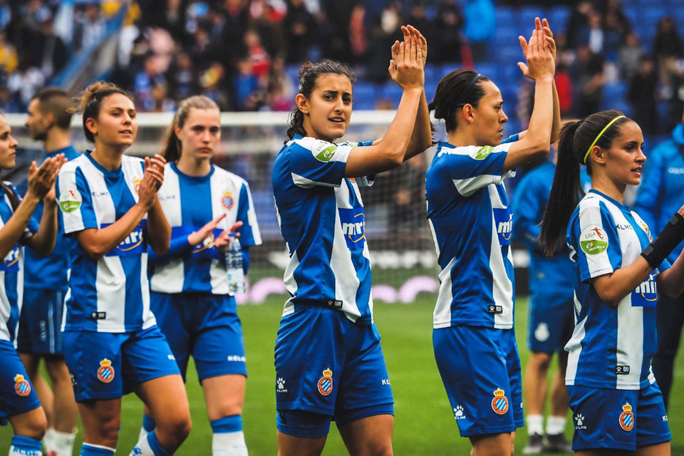 Qual é o maior time de futebol feminino do mundo?