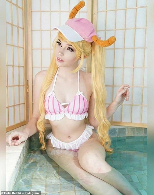 Belle delphine-gamer menina banho de água (arco-íris rosa)  gamer menina  toalha de secagem rápida ginásio esportes banho portátil aqua konosuba eixo  - AliExpress