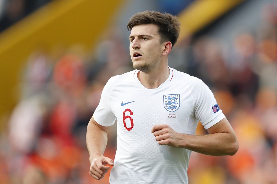 Zagueiro da Inglaterra defende Maguire: 'Jogador incrível