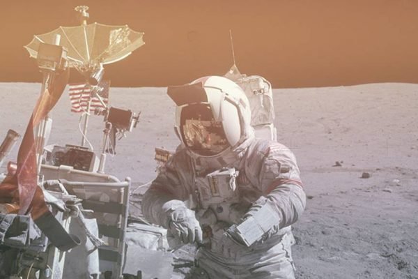 Há 50 anos, tinha início a missão que colocaria o homem enfim na Lua