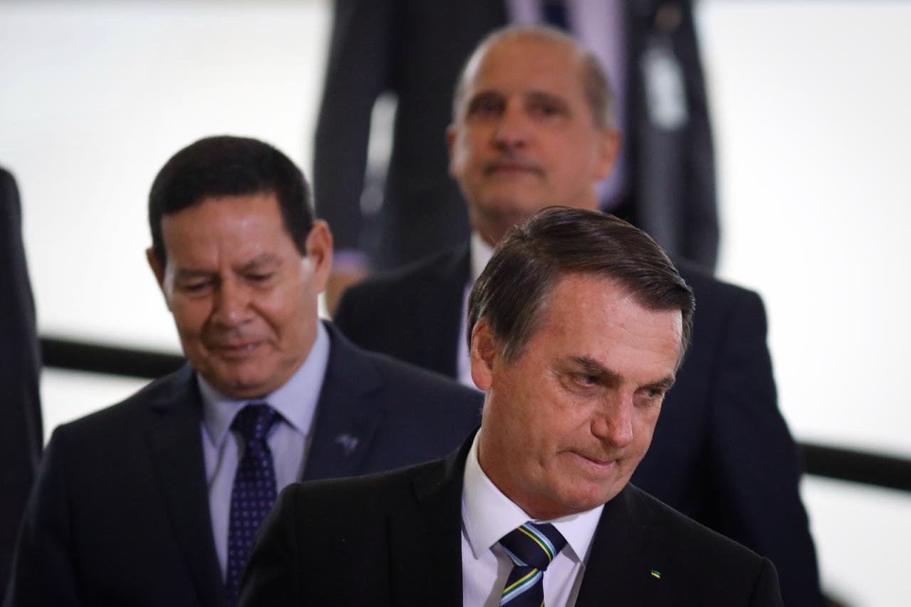 Bolsonaro, Mourão, Onyx e 200 dias