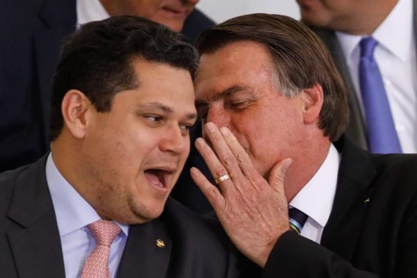 Bolsonaro e os 200 dias e Alcolumbre