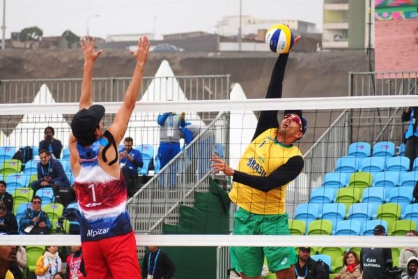 Beach Volleyball; Victor Alpizar (L) from Costa Rica and