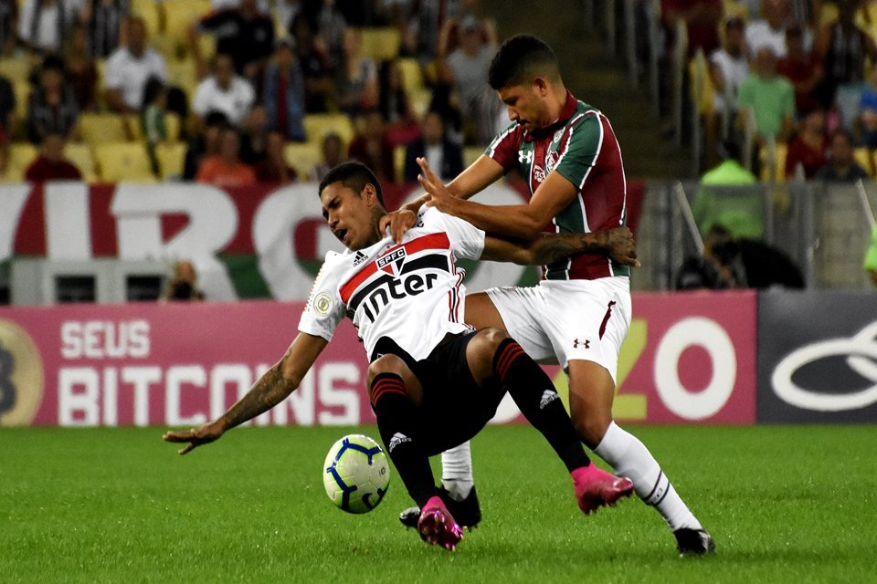 Com Var E Penalti No Fim Do Jogo Sao Paulo Bate O Fluminense