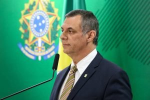 Porta-voz: Bolsonaro não pretende rever ações da Comissão da Verdade