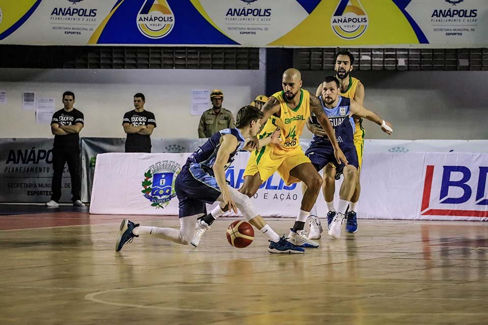 Anápolis vai receber jogo da Seleção Brasileira de Basquete — Viva Anápolis