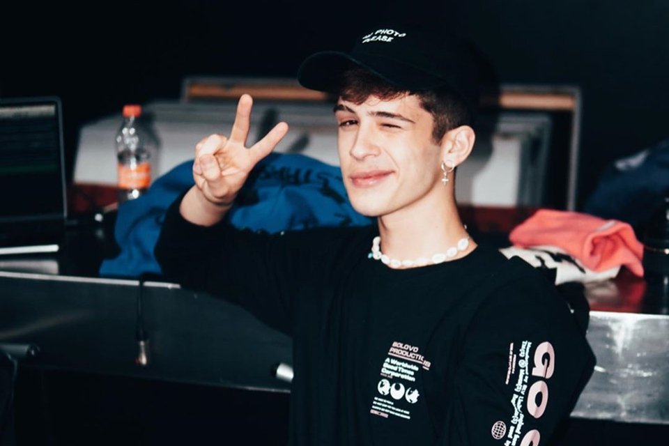 João Guilherme surge com nariz ensanguentado e assusta fãs | Metrópoles