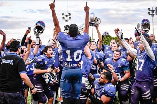 Futebol americano anima o domingo no Distrito Federal