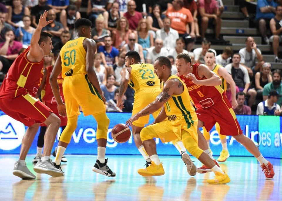 Brasil assegura vaga no Mundial de basquete 2023 com vitória sobre