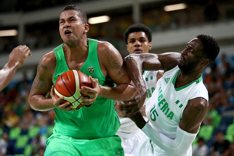 De olho no Mundial, Seleção Brasileira de basquete bate a Argentina