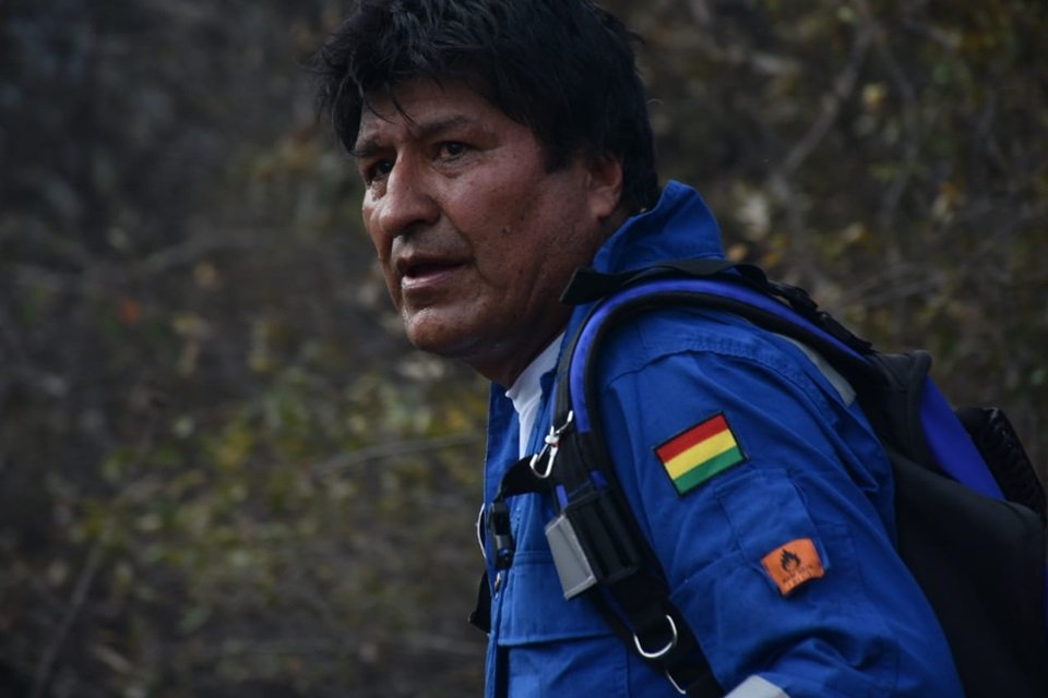 Evo Morales se perde na selva enquanto combate incêndios florestais