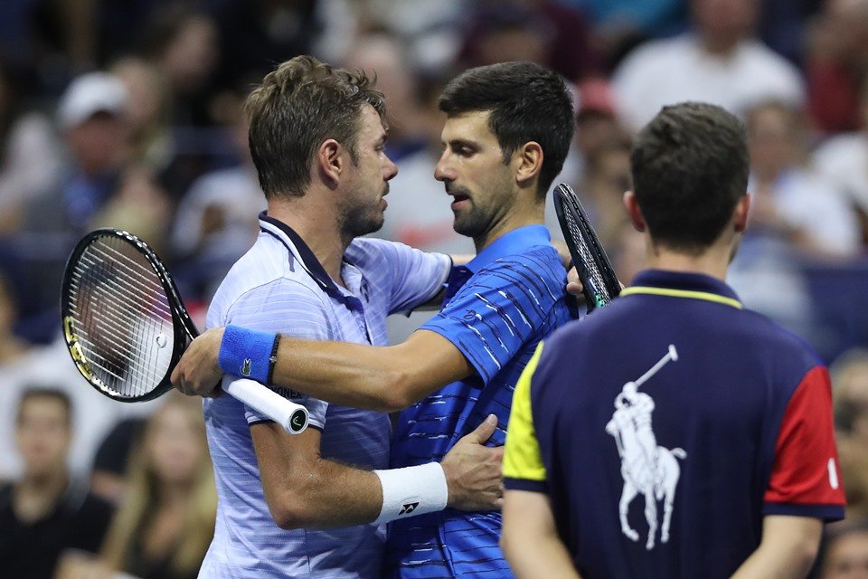 Com dores no ombro, Djokovic desiste de jogo, e Wawrinka avança às quartas  do US Open, tênis