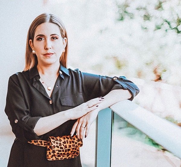 Reprodução/Instagram/@alinesanroma