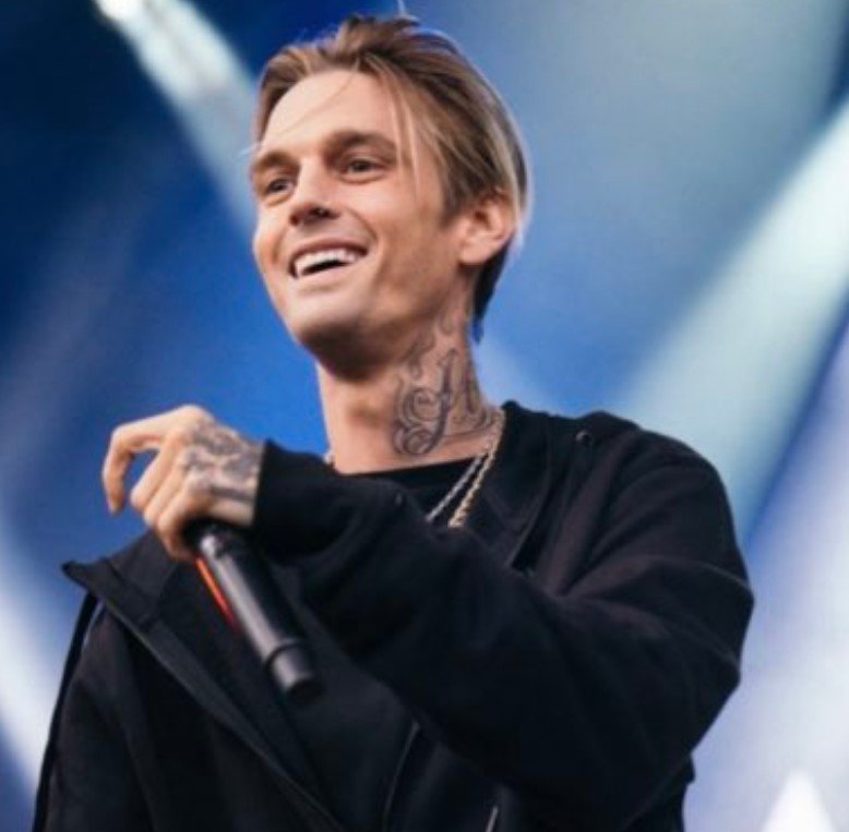 Cinco Meses Depois Causa Da Morte De Aaron Carter é Divulgada Metrópoles