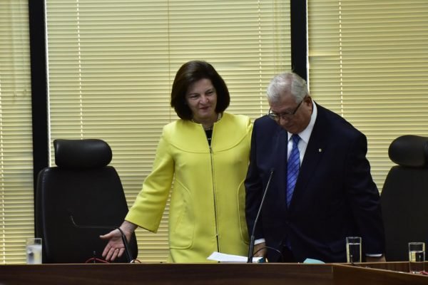 Dodge transfere cargo de PGR a interino até sabatina de Aras no Senado