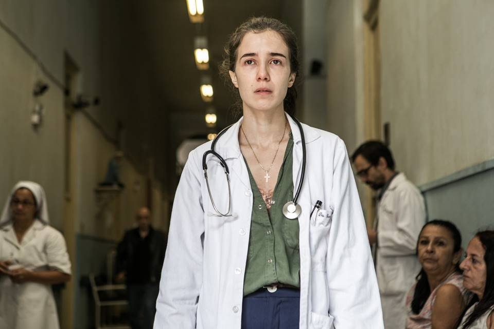 Com covid-19, Márcia Goldschmidt corre para hospital: 'Esqueci o