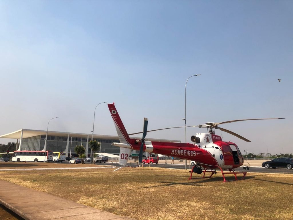 Helicóptero dos Bombeiros no Palácio do Planalto