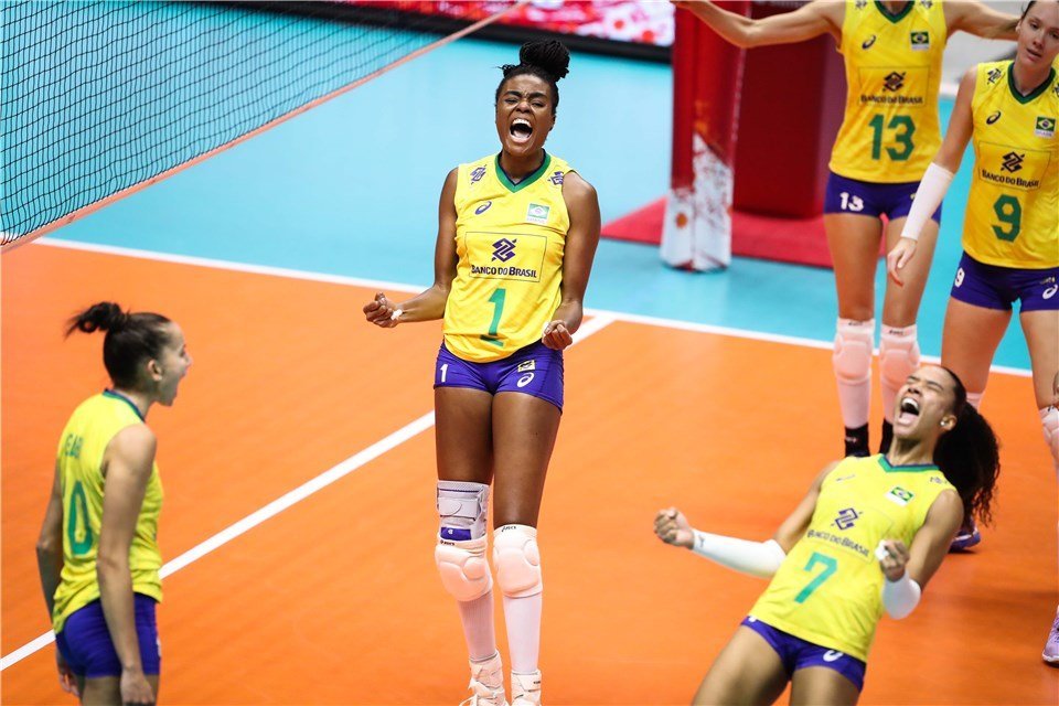 Como ficaria a melhor Seleção Brasileira de Vôlei de todos os tempos?