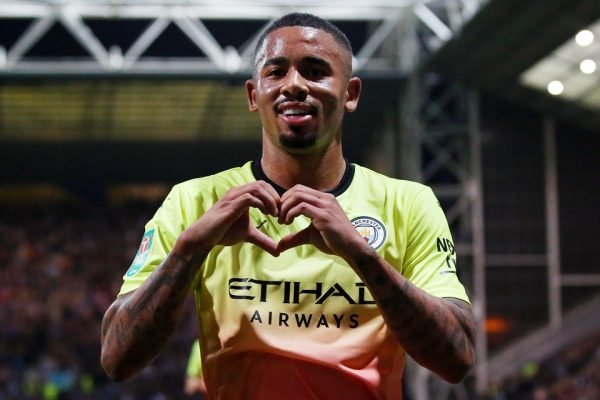 Sterling admite deixar o City: «Estou aberto a isso neste momento»