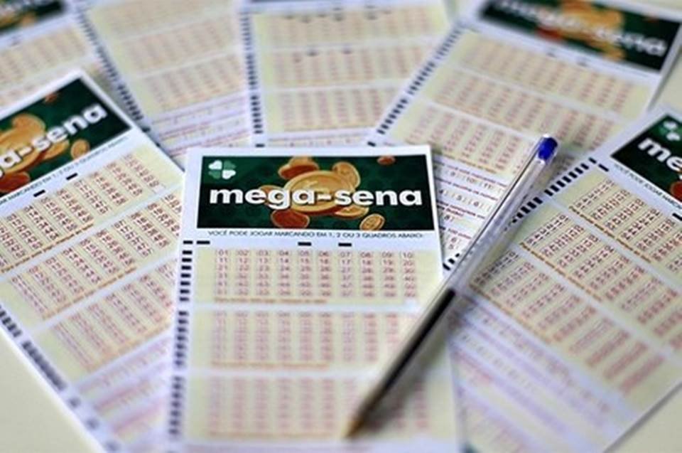 Mega-Sena acumulada: Como fazer a aposta online