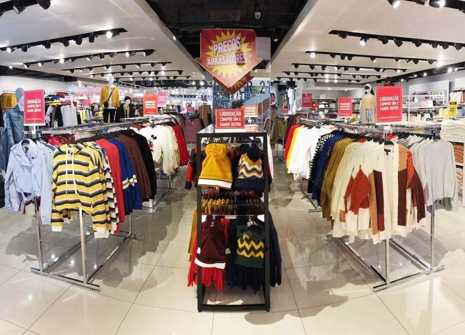 Forever 21 pede recuperação judicial e fechará mais de 300 lojas