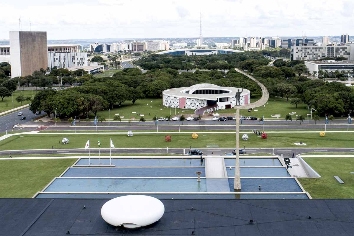 Até quando teremos que repetir: Niemeyer não é o criador de Brasília |  Metrópoles