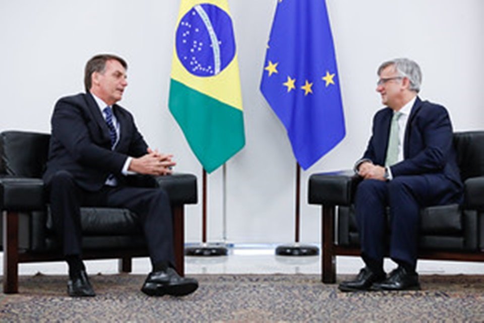 Após encontro com Bolsonaro, embaixador da UE fala em maior cooperação