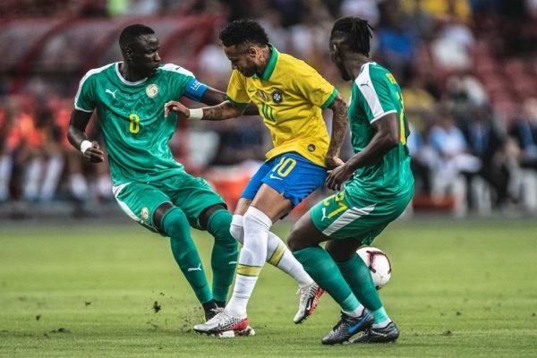 Seleção brasileira vence primeiro amistoso no ginásio  Nélio Dias