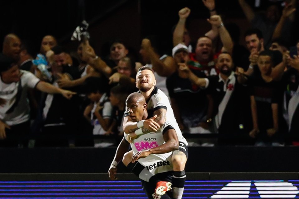 Com Início Arrasador, Vasco Vence Clássico Contra O Botafogo | Metrópoles