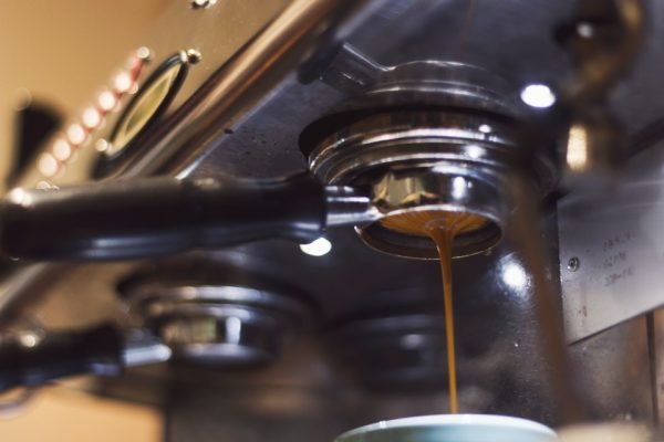 Simples duplo ou naked Baristas desmistificam o café espresso Metrópoles