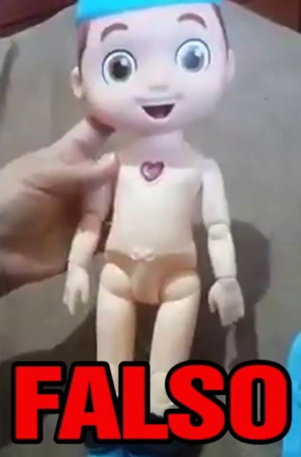 Felipe Neto se manifesta sobre boneco de Luccas Neto de calcinha