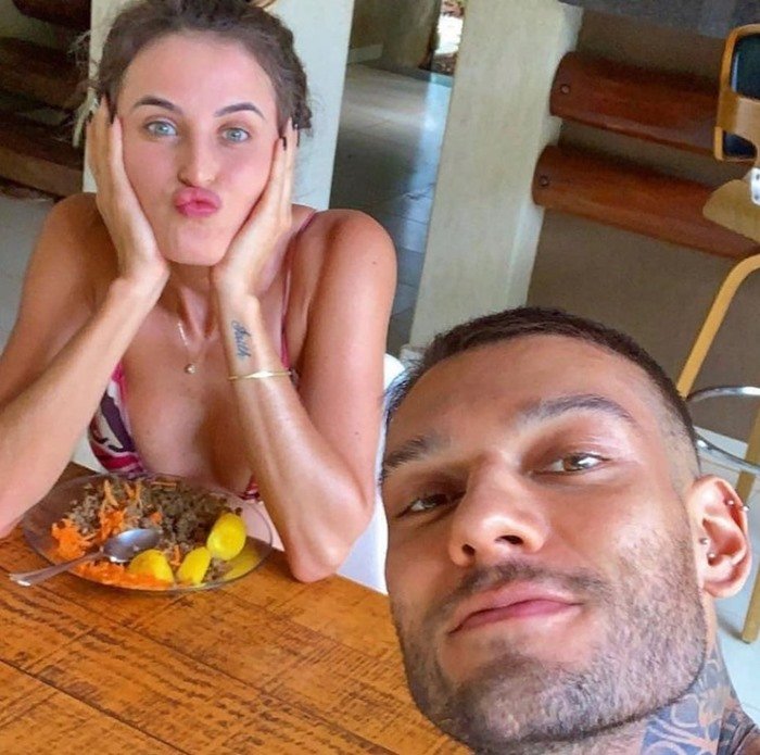 Lucas Lucco e a noiva Lorena Carvalho