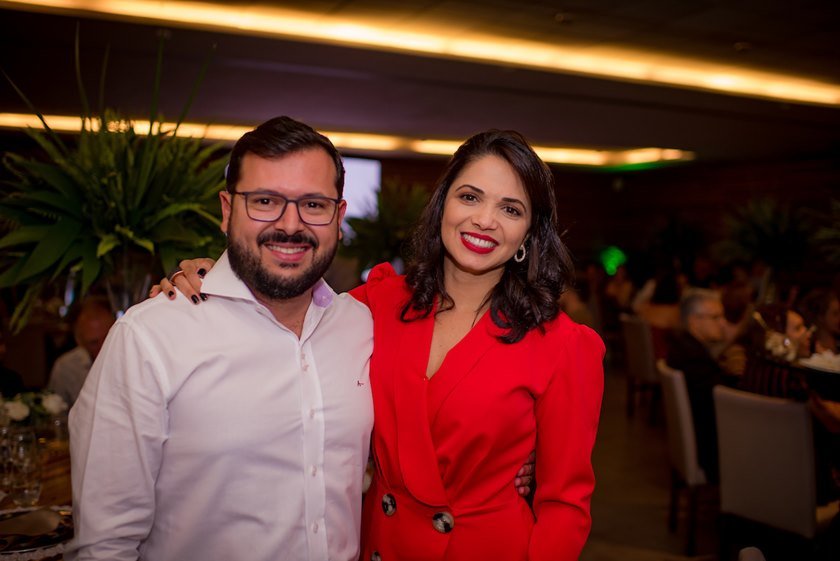 Daniela Rodrigues comemora 1º ano de sua clínica de 