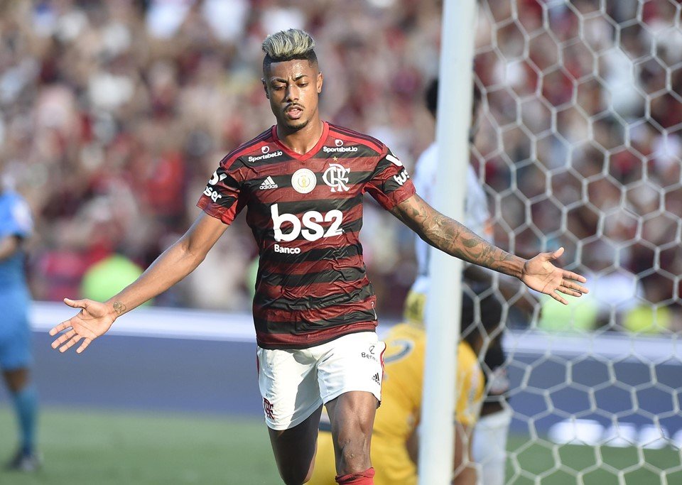 Flamengo derrota Vasco novamente e buscará o inédito